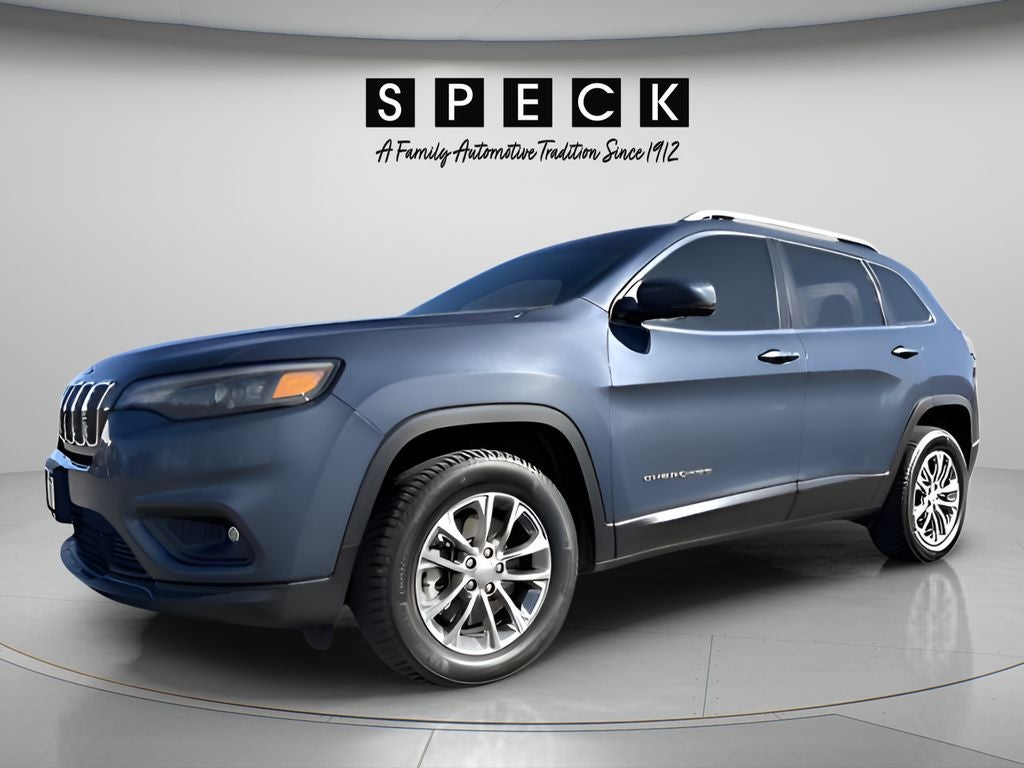 2021 Jeep Cherokee Latitude Plus 4x4 in Slate Blue Pearlcoat — front three-quarter view