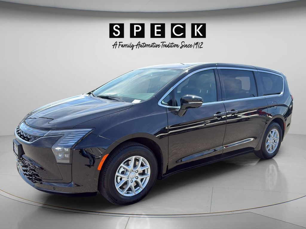 2027 Chrysler Pacifica PACIFICA SELECT in Diamond Black Crystal Pearl-Coat Exterior Paint — front three-quarter view