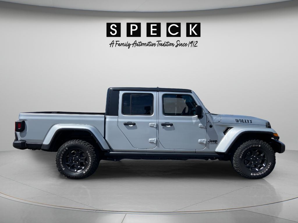 2023 Jeep Gladiator — side profile view
