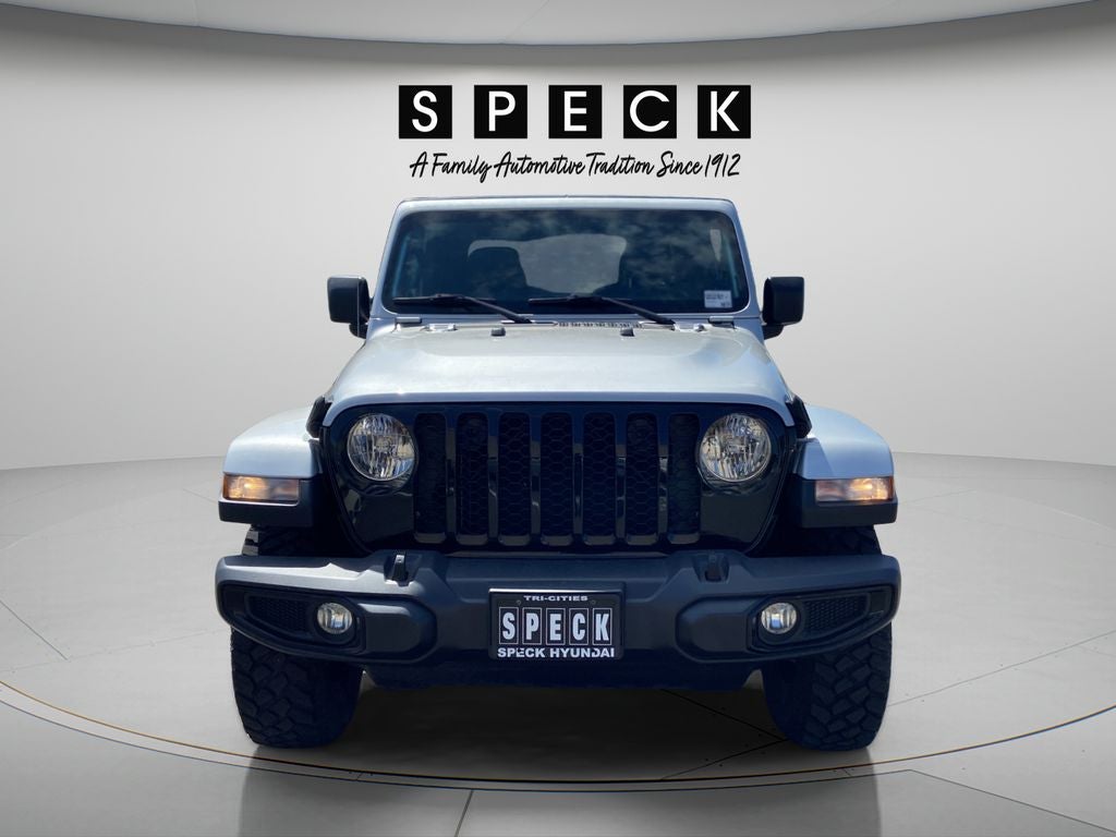2023 Jeep Gladiator — detail view